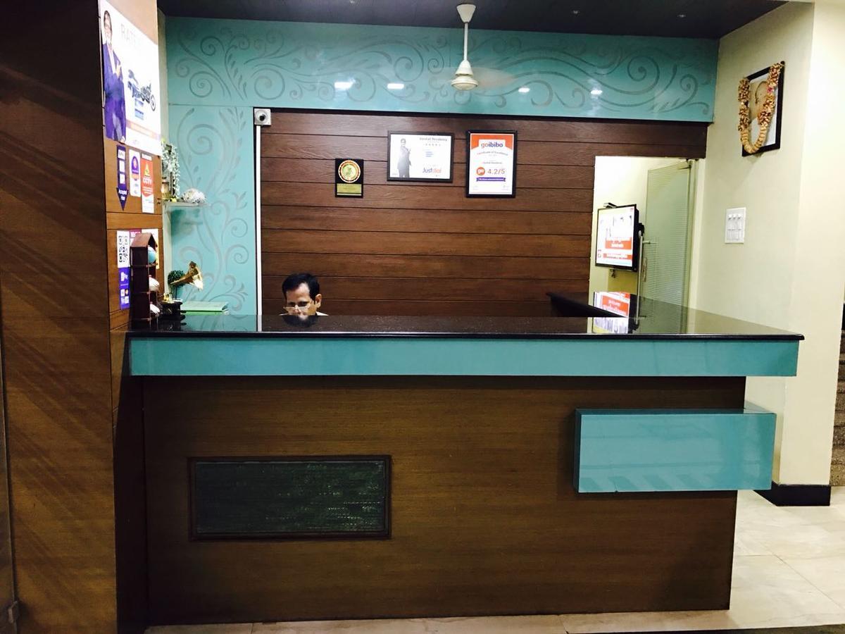 Iroomz Vaishali Residency Bellary Dış mekan fotoğraf